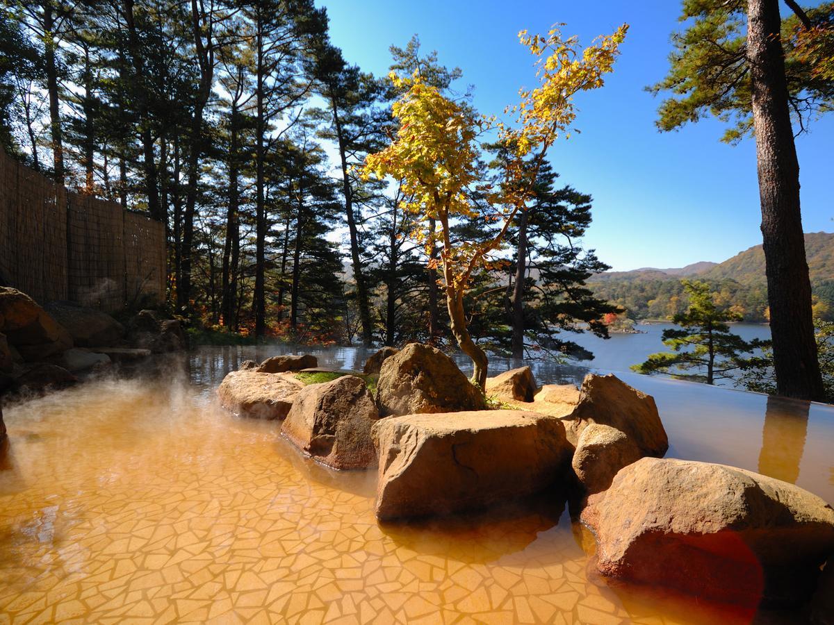 Urabandai Lake Resort Goshiki No Mori Kitashiobara Exterior photo